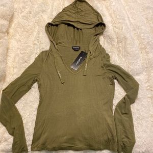 ⭐️NWT Bebe long sleeve hoodie